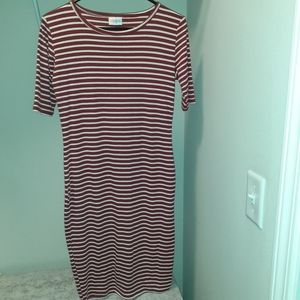 Lula roe stretchy stripped dress